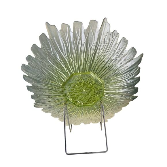 17” Green Sunflower Platter Hand Blown Art Glass Large Serving Tray Heavy Flower - Picture 2 of 12